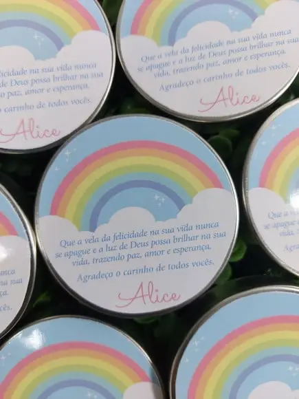 Latinha com Vela , Lembrança Maternidade. Arco-íris Boho