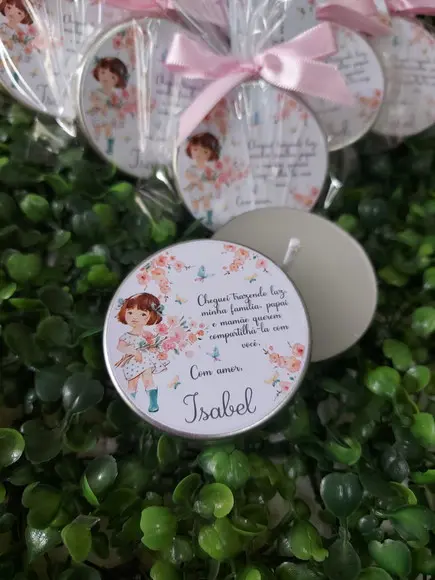 Latinha com Vela , Lembrança Maternidade. Jardim
