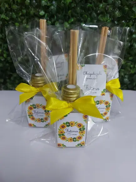 Lembrancinha 40 ml Frasco Pet - Aniversário Girassol