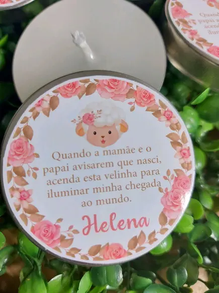 Lembrancinha de Nascimento -latinha com Vela Aromatizada.