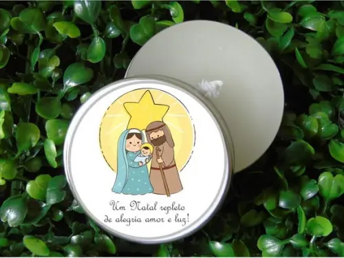 Lembrancinha Latinha com Vela Aromatizada /sagrada Família