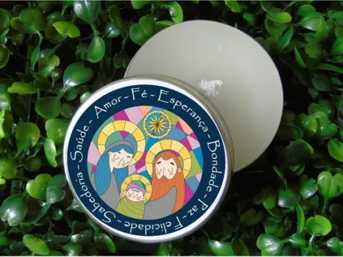 Lembrancinha de Natal Religiosa. Vela Perfumada na Latinha