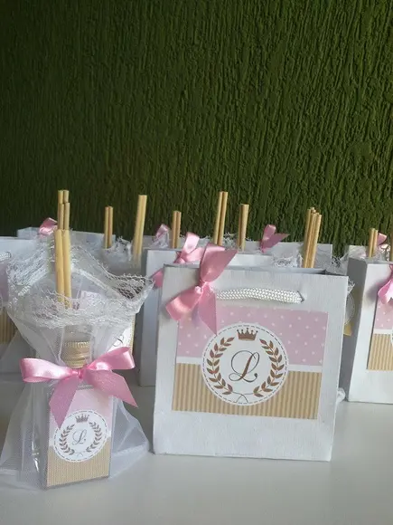 Lembrancinha para Chá de Bebê Sacolinha com Aromatizador