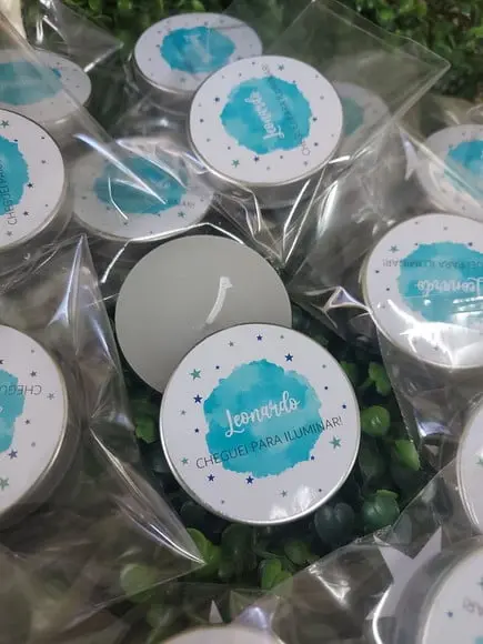 Vela Perfumada na Latinha / Lembrancinha Estrelas, Espacial