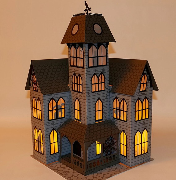 Casa do Terror - Arquivo de Corte Low Poly 3d (em Svg)