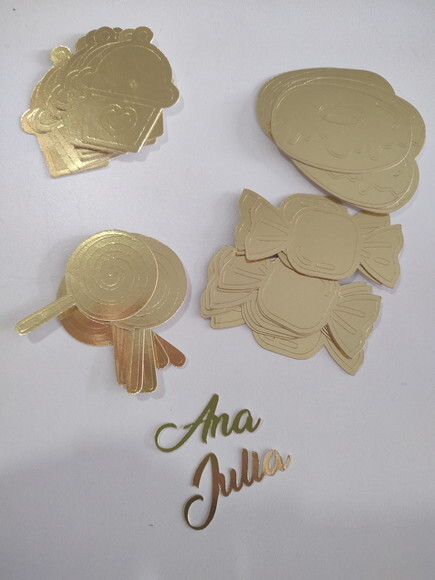 Aplique Lamicote Dourado