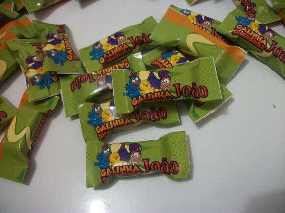 Balas Personalizadas Galinha Pintadinha