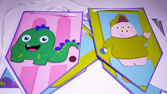 Bandeirolas Personalizadas Monstros S.a.