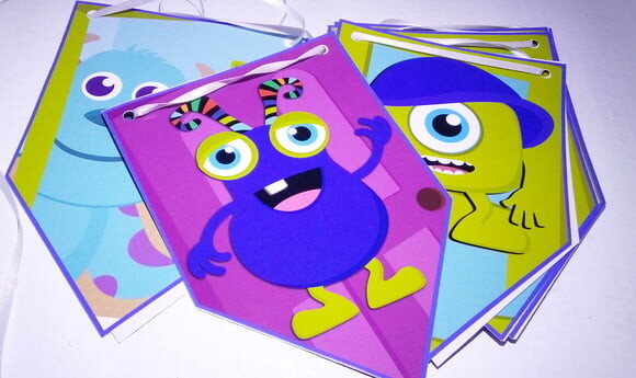 Bandeirolas Personalizadas Monstros S.a.
