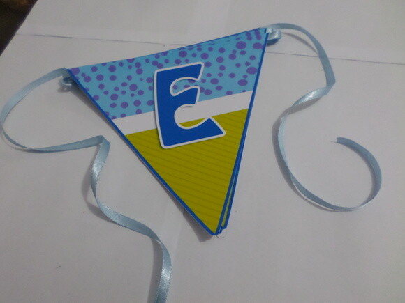 Bandeirolas Personalizadas Monstros S.a.