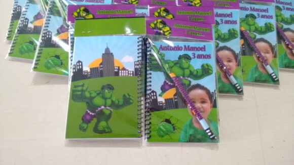 Caderno de Desenho Personalizado Huck