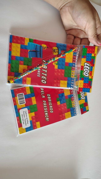Caderno de Desenho sem Pauta Lego