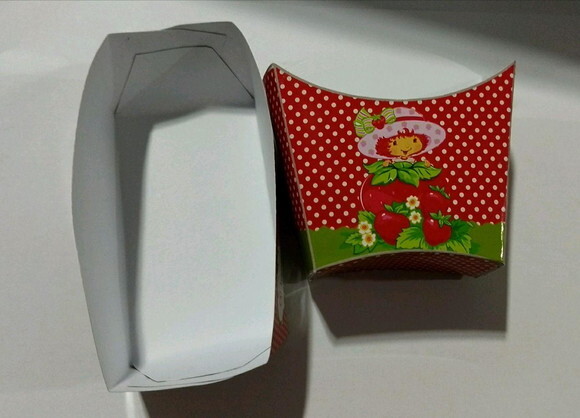 Caixa Batata e Mini Dog Personalizada Moranguinho