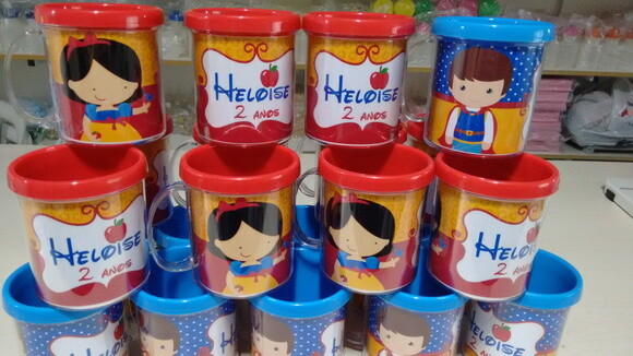 Caneca Branca de Neve