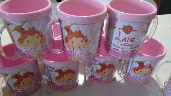 Caneca Moranguinho Baby