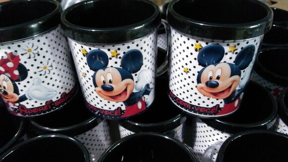 Caneca Personalizada Mickey e Minnie