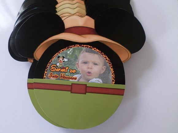 Convite mickey safari