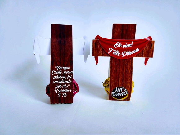 Cruz com Chocolate para Páscoa