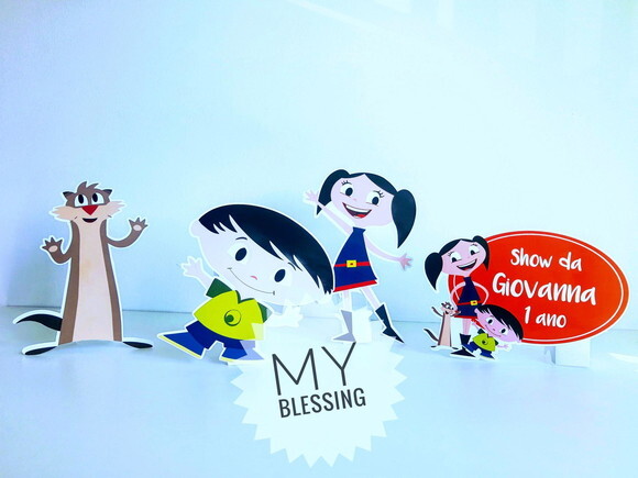 Display de Mesa Personalizado O Show da Luna