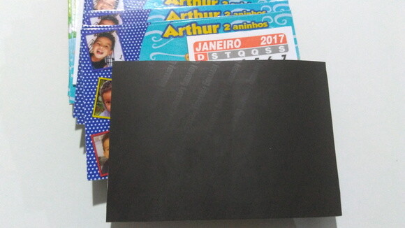 Imã Calendário Galinha Pintadinha
