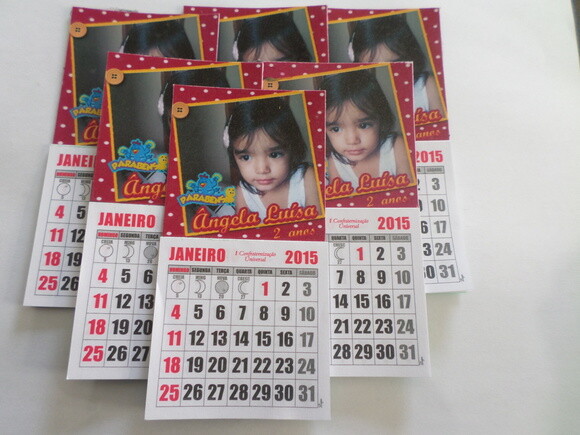 Imã Calendário Galinha Pintadinha