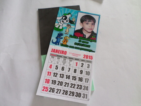 Imã com calendario dok