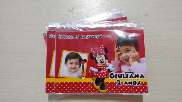 imã minie vermelha