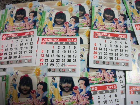 Ímãs Para Geladeira Com Calendário!
