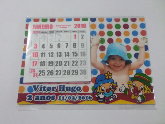 Ímãs patati patata com calendario