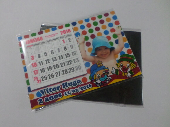 Ímãs patati patata com calendario