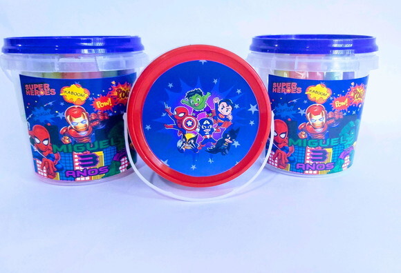 Kit Massinha os Vingadores