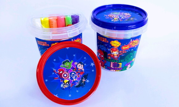 Kit Massinha os Vingadores