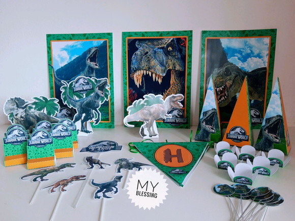 Kit Só Um Bolinho Jurassic Word