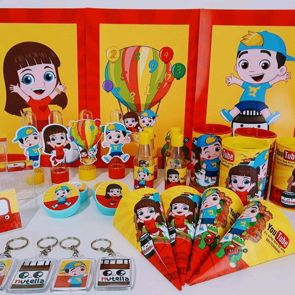 Kit Só Um Bolinho Lucas Neto