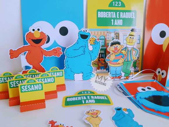 Kit Só Um Bolinho Vila Sésamo