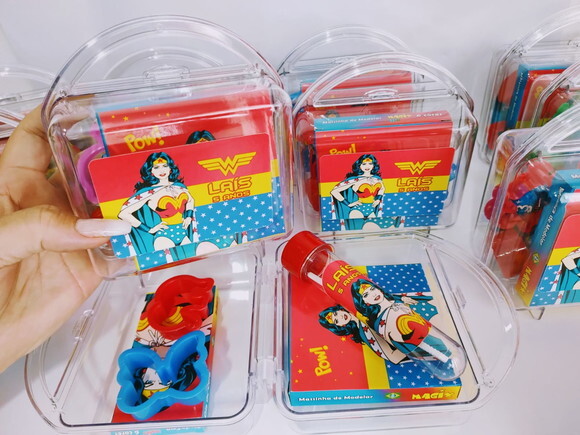 Maletinha Personalizada Mulher Maravilha
