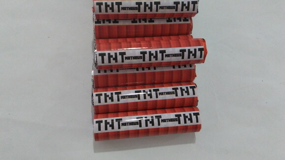 Rotulo Personalizado para baton tnt minecraft