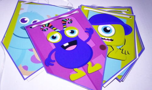 Bandeirolas Personalizadas Monstros S.a.