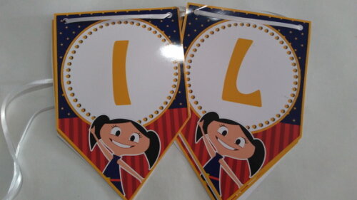 Bandeirolas Personalizadas Show da Luna