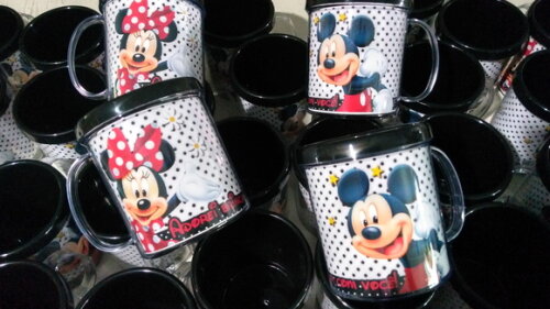 Caneca Personalizada Mickey e Minnie
