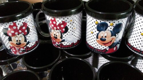 Caneca Personalizada Mickey e Minnie