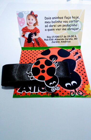 Convite personalizado joaninha