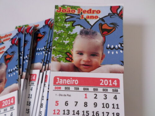 Imã calendário galinha pintadinha