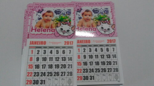 Imã com calendario gata marie