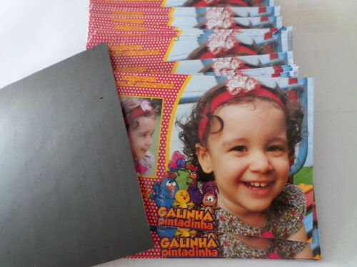 Imã para geladeira galinha pintadinha