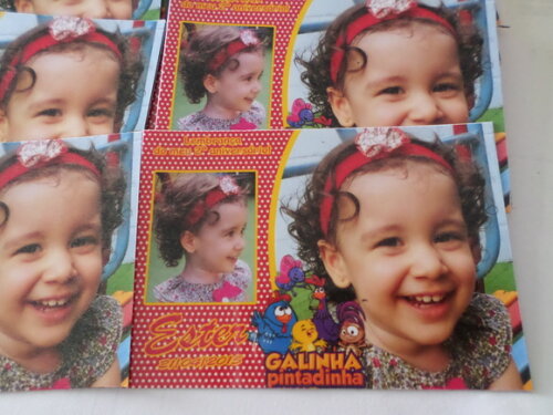 Imã para geladeira galinha pintadinha
