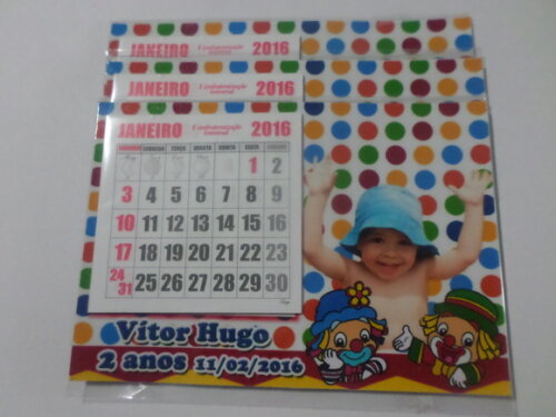 Ímãs patati patata com calendario