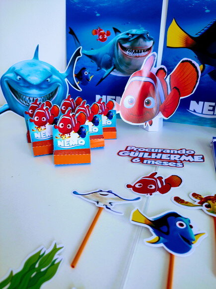 Kit Só Um Bolinho Procurando o Nemo