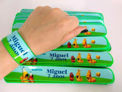 Pulseira Bate Enrola Personalizada Larva