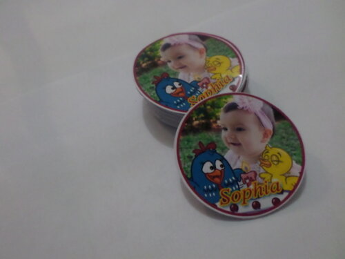 Rotulo para latinha galinha pintadinha